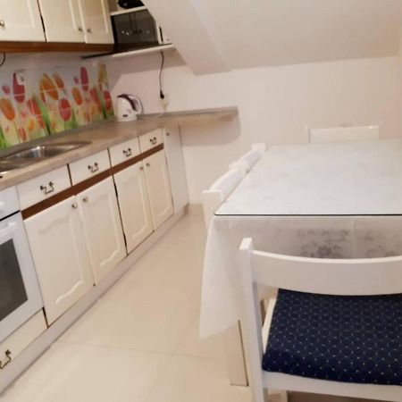 מאקרסקה Apartment Eva מראה חיצוני תמונה